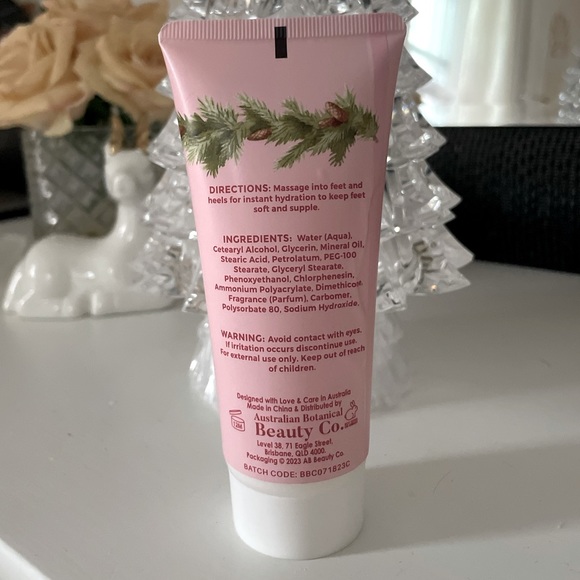 Taylor & Finch Spiced Orange & Cinnamon Foot Cream 100 ml / 3.38 fl oz - Picture 3 of 3